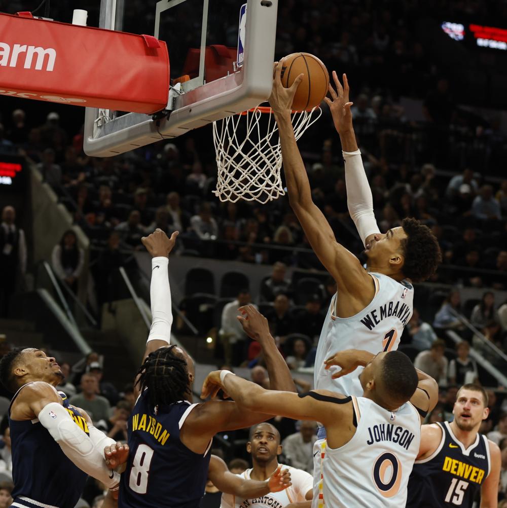 他更像是一 他更像是一